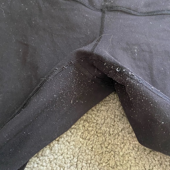 Black Lululemon leggings - Picture 2 of 4
